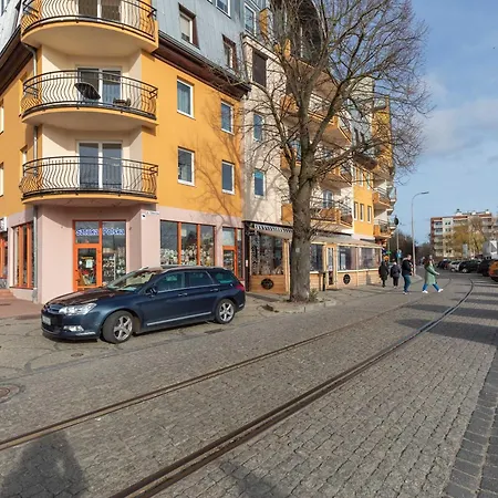 Apartamento Cosy With A Balcony Near The Harbour In By Renters