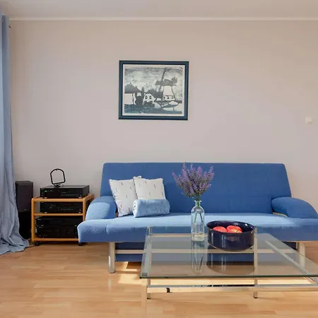 Apartamento Cosy With A Balcony Near The Harbour In By Renters Kołobrzeg