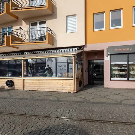 Apartment Cosy With A Balcony Near The Harbour In By Renters Kolobrzeg